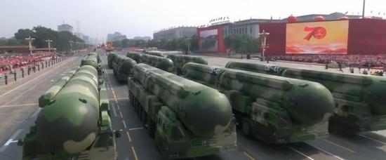 中国在建250个导弹发射井？能让美国“应激反应”吗_手机新浪网