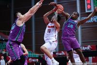 CBA半决赛-赵睿26+7周鹏21分 广东总分1-0山东
