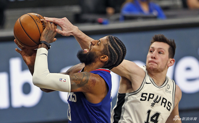 快船迎莱昂纳德回归