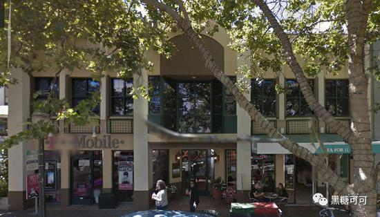 Palo Alto大学路165号，很多孵化器的故事在此起源