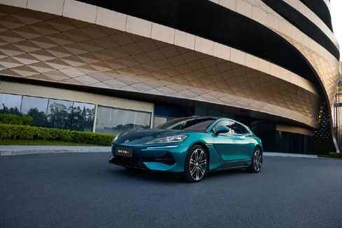 内饰更豪华 全新腾势Z9GT官图发布