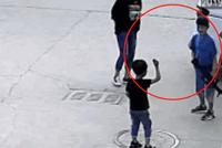 女子因小孩打闹扇对方小孩耳光