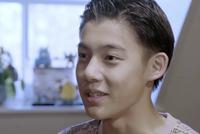 李明儿子侧颜如刘德华杀上热搜 女粉开喊老公