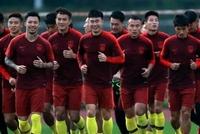 酒店八千西服十万 国足为何总被造谣?皆因不争气