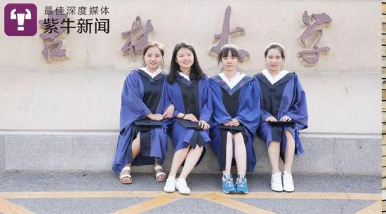 江梦南的毕业照