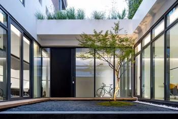 刘雯700m²工作室曝光