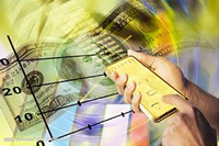 开盘：三大指数大幅低开 贵金属板块开盘大跌