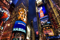 收评：沪指低开高走涨0.47% 油气股、贵金属板块爆发 下跌个股超4200只