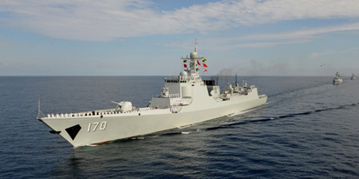 21日表示,越南正密切追踪监控大陆"海洋石油981"钻井平台在南海的活动