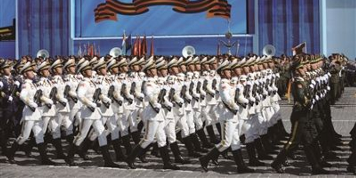 红场阅兵亮点多 中国方队唱《喀秋莎》