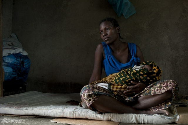 坦桑尼亚未成年少女妈妈纪实