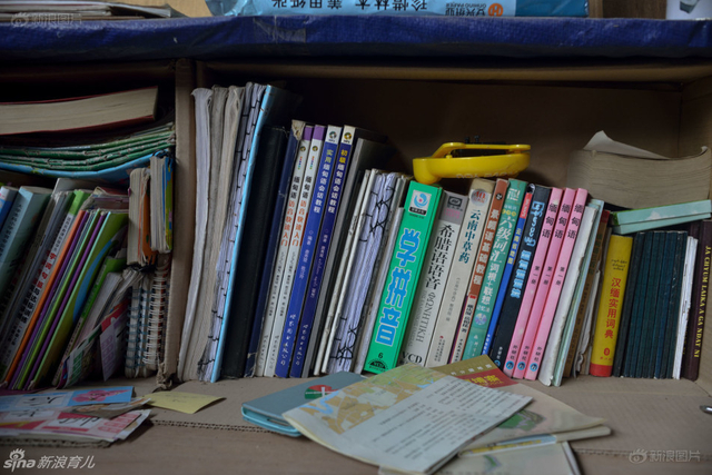 缅甸战火下的中国老师