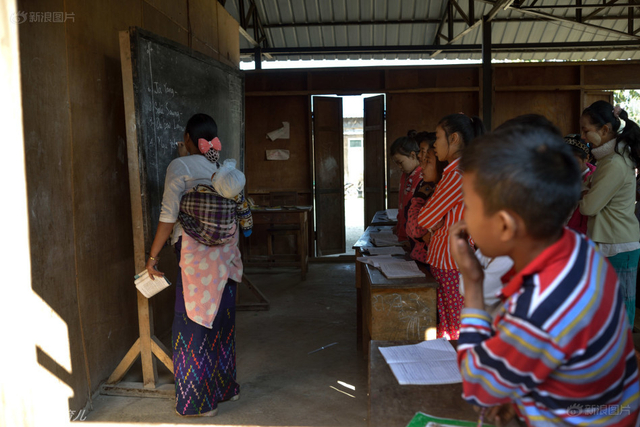 缅甸战火下的中国老师