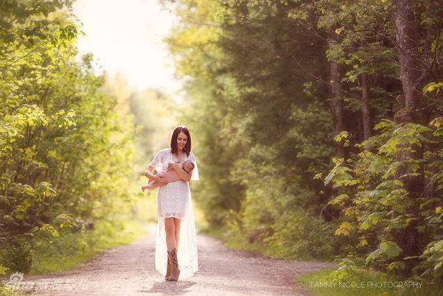 妈妈哺乳瞬间,世上最美的镜头