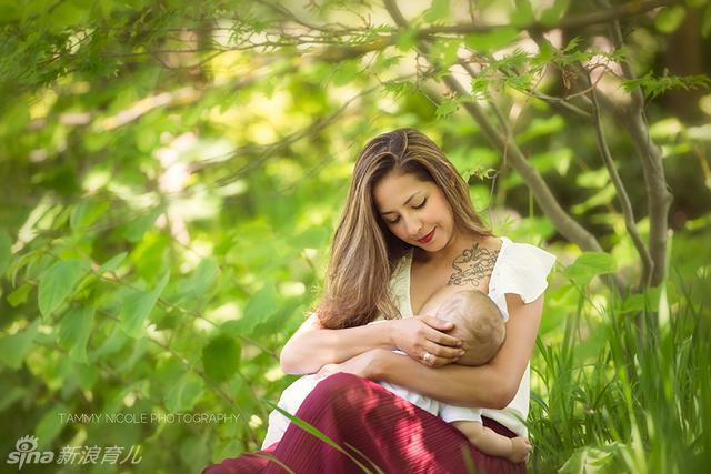 妈妈哺乳瞬间,世上最美的镜头