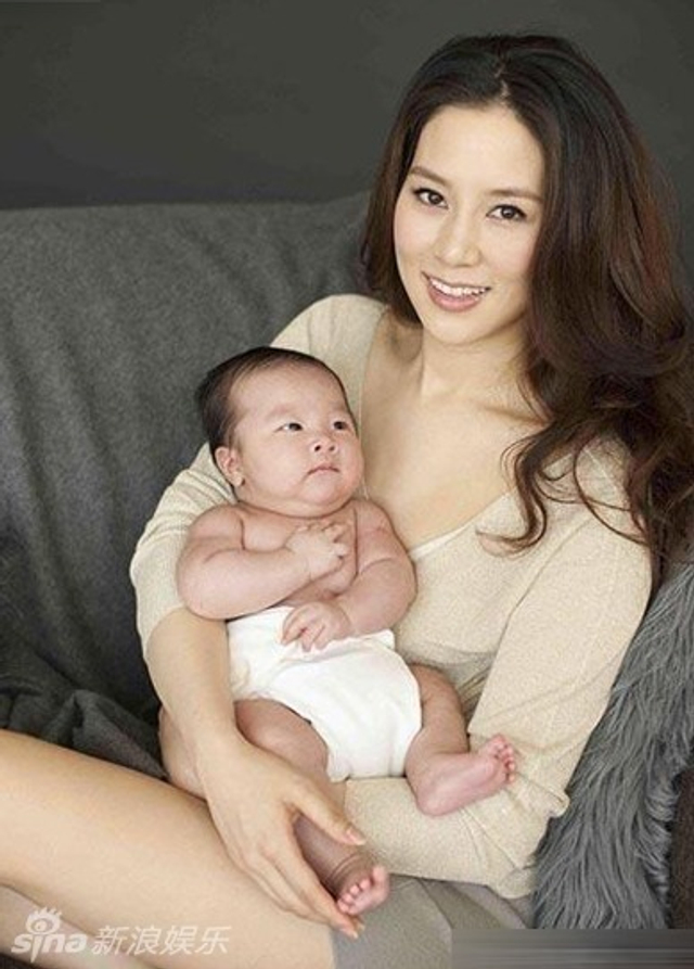 徐子淇再晒儿子近照