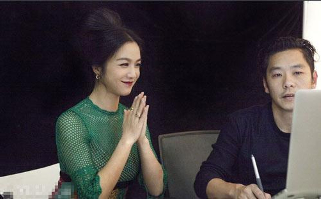 汤唯拍大肚照成大妈？她们的孕照才叫好看！