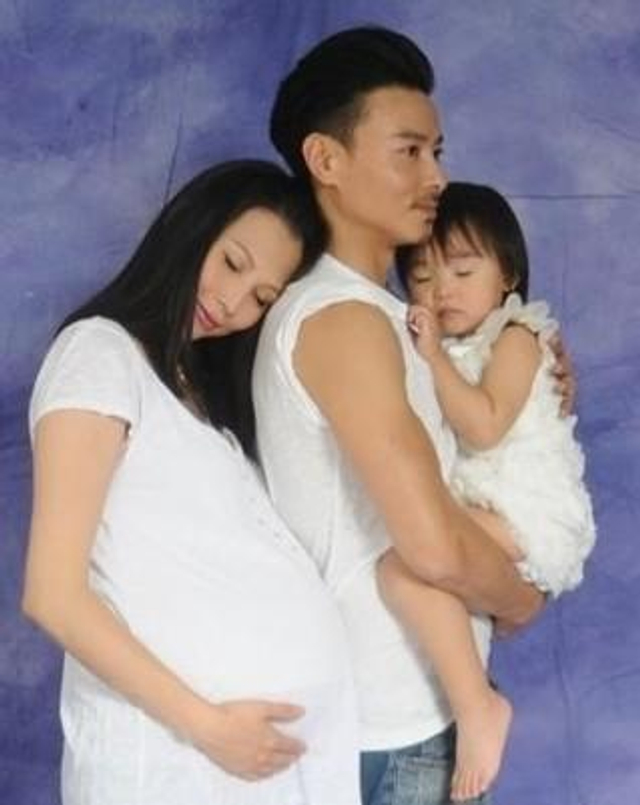 汤唯拍大肚照成大妈？她们的孕照才叫好看！