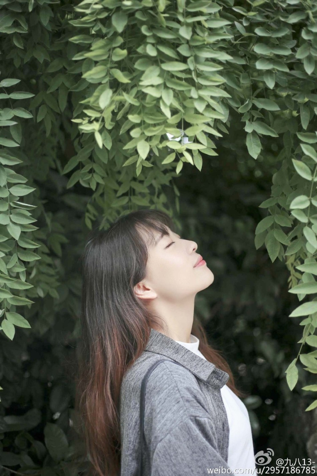85           毕业于华东师范大学的校花张青青vvvictoria在微博晒