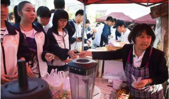 “高考工厂”的盛况隐忧