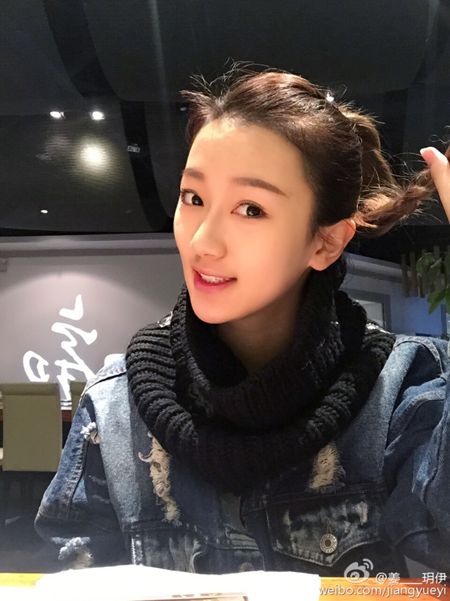 北舞校花晒元气写真 娇俏可人星味儿十足