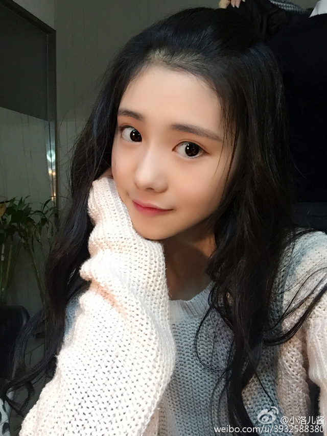 北舞新晋小仙女晒气质写真 被称素颜女神