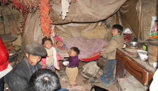 贵州闷死男童贫寒家境照