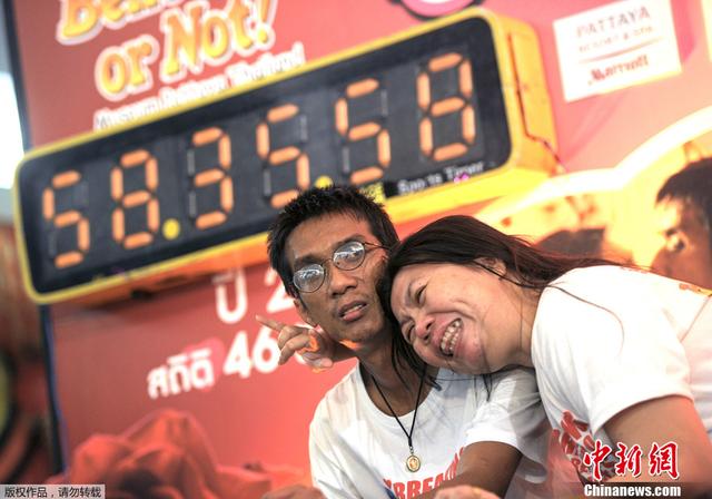 world longest kiss record in india