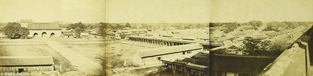 比托于1860年代拍摄的北京全景图的左半部分