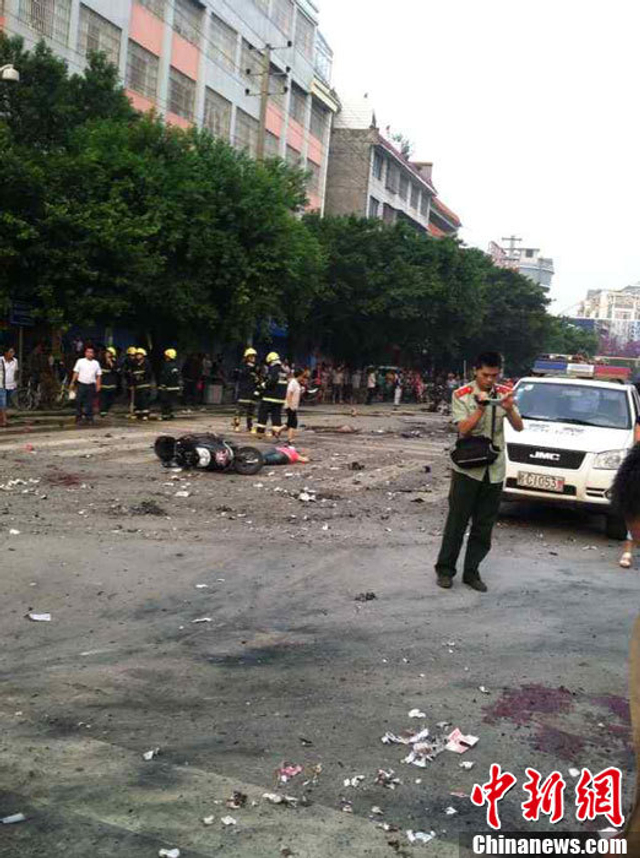 桂林八里街一所学校附近发生爆炸
