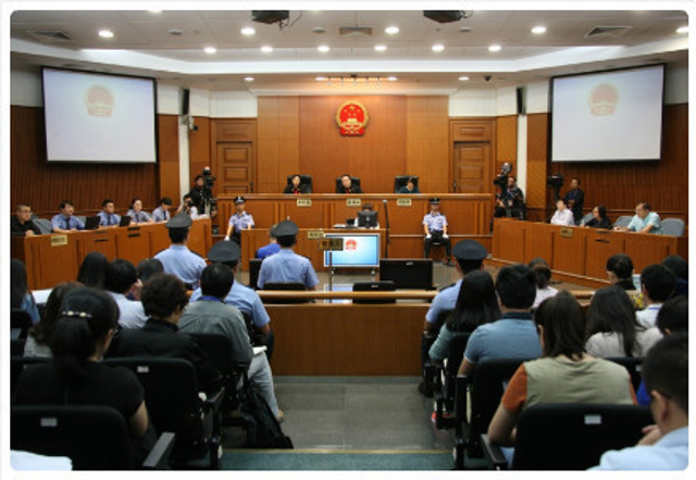 北京摔死女童案被告翻供称不知摔的是婴儿车