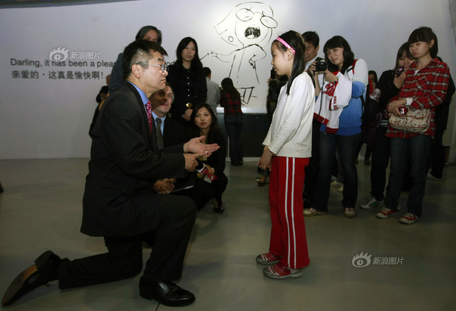 美国驻华大使骆家辉称将于明年初辞职