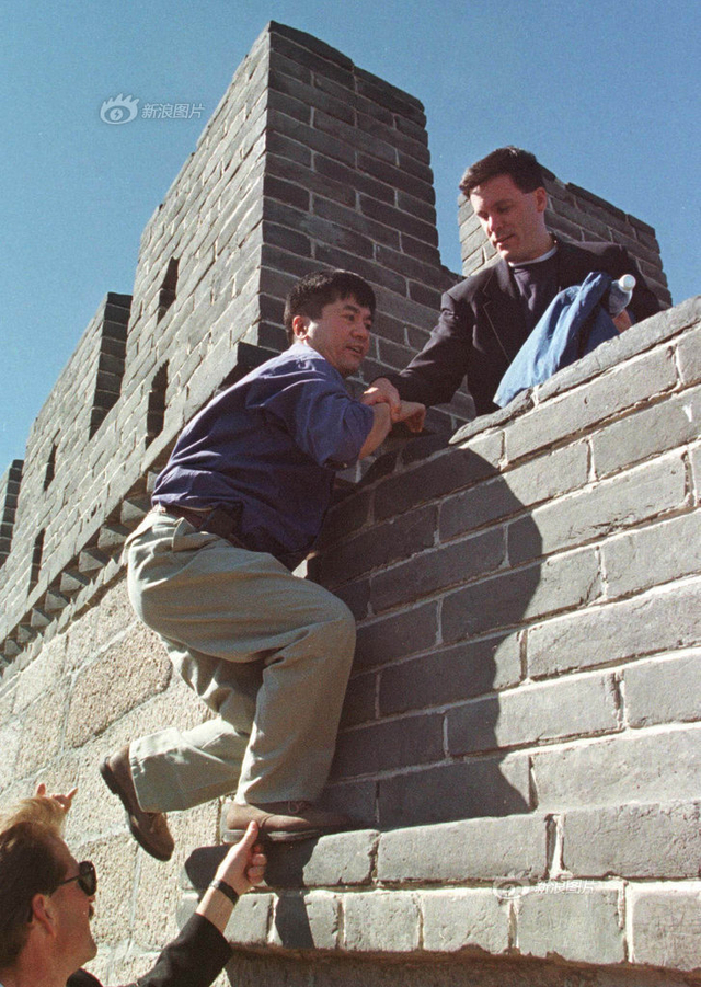 美国驻华大使骆家辉称将于明年初辞职