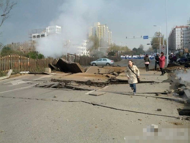 青岛化工场区发生爆炸