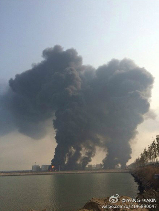 青岛化工场区发生爆炸