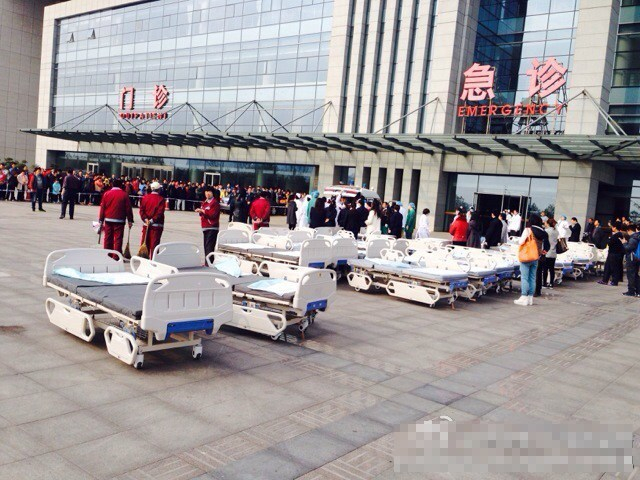 青岛中石化输油管道爆炸致多人死伤