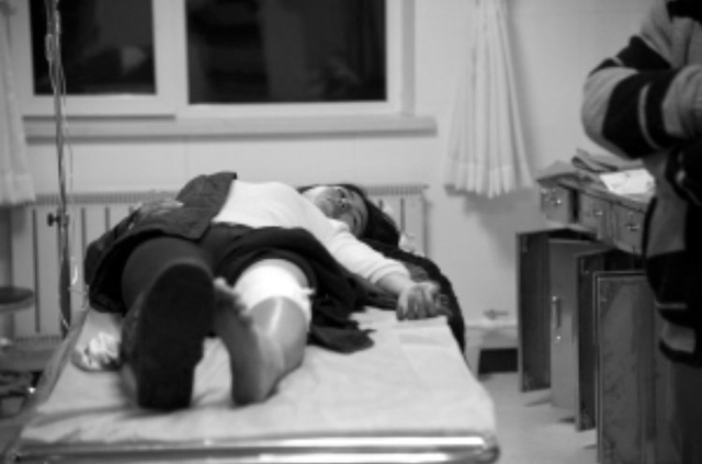 沈阳地铁女安检刀刺女乘客