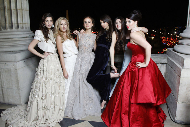 探秘奢华名媛成人礼舞会