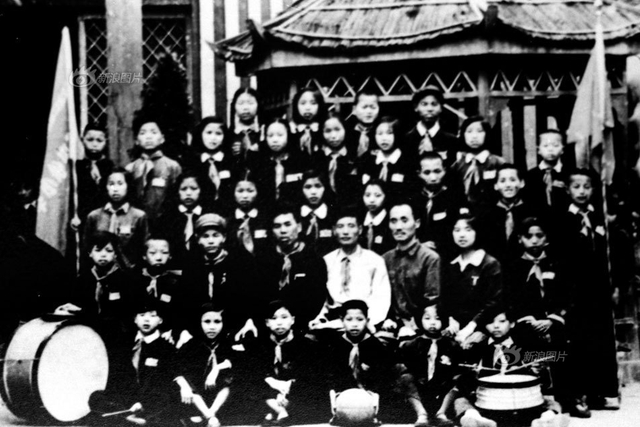 身边亲友“还原”雷锋