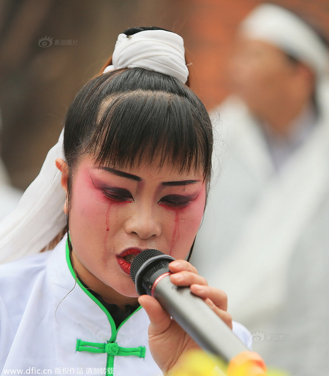 揭秘职业哭灵女