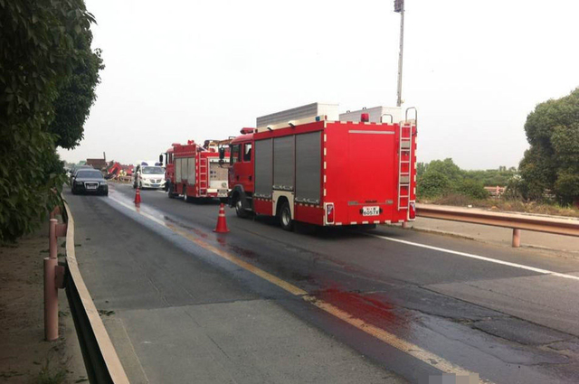 浙江大学副校长车祸身亡现场