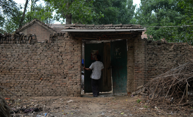 男子3年40余次性侵空巢老人