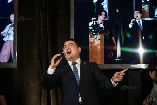 陈光标纽约宴请千名穷人