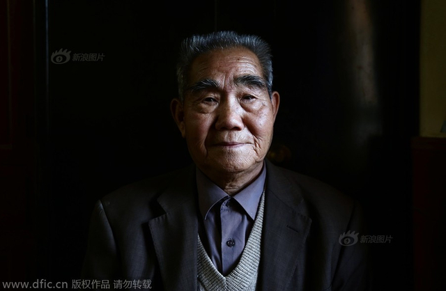 中国首颗原子弹爆炸50年 职工今何在？