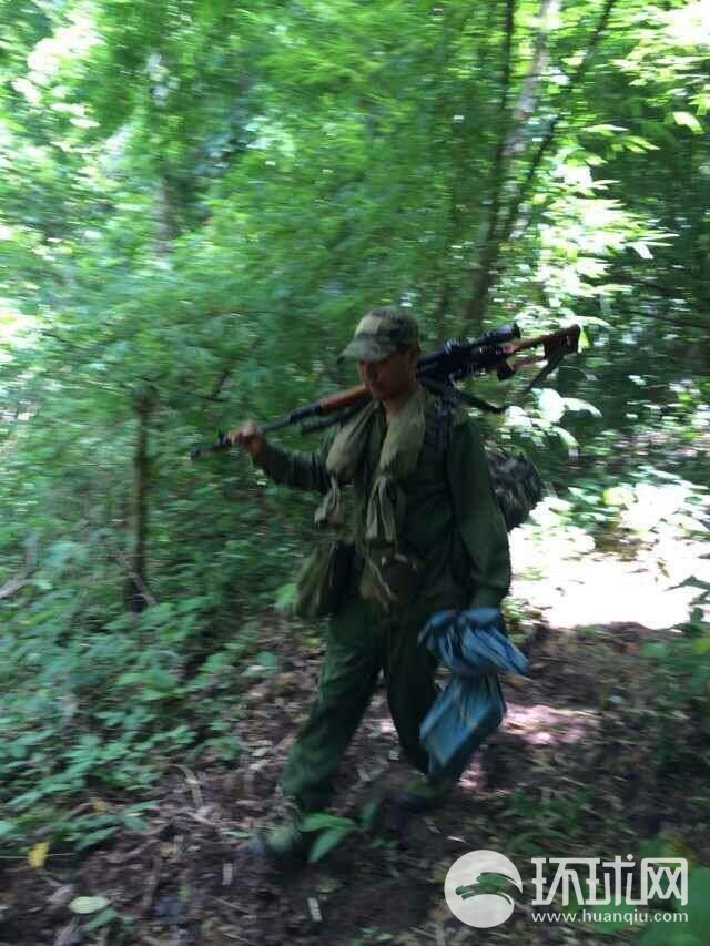 缅甸战地作战现场曝光 白天打仗晚上对骂