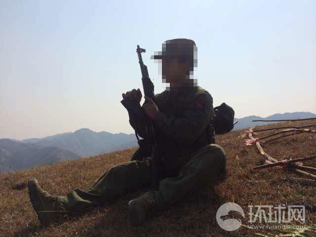 缅甸战地作战现场曝光 白天打仗晚上对骂