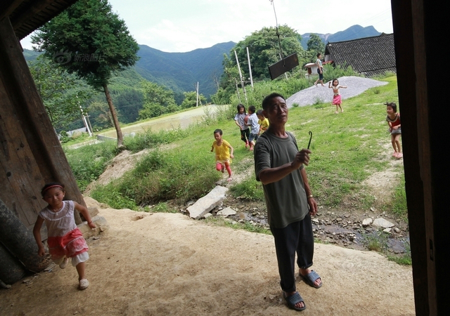 逐渐落寞的山村小学