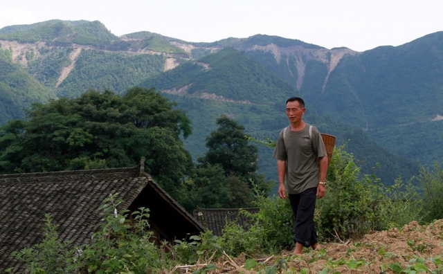 逐渐落寞的山村小学