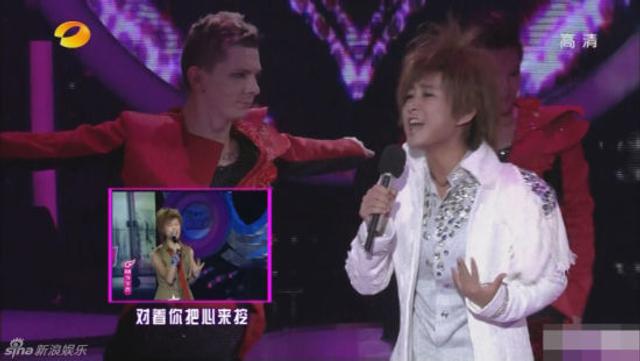 贾玲扮李宇春