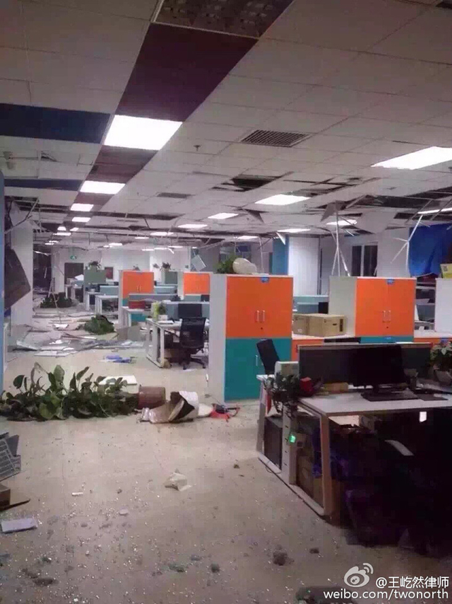天津滨海新区深夜突发爆炸